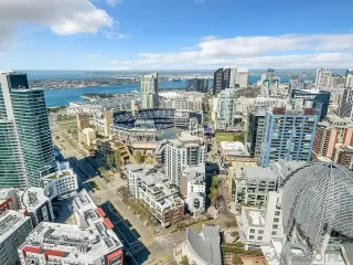 Photo #1: 240012535 Listing 