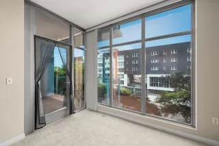 Photo #3: 240012535 Listing 