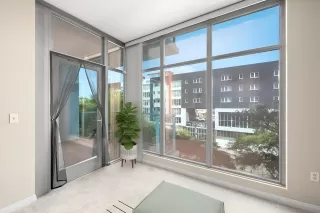 Photo #4: 240012535 Listing 