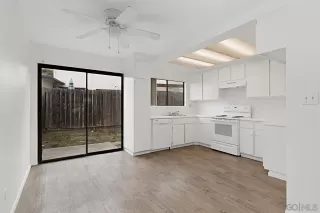 Photo #6: 240012542 Listing