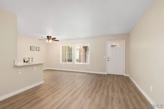 Photo #5: 240012583 Listing 