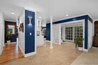 Photo #5: 240012594 Listing