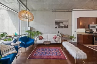 Photo #4: 240012633 Listing