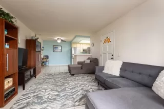 Photo #1: 240012648 Listing 