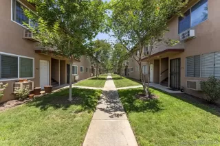 Photo #2: 240012662 Listing