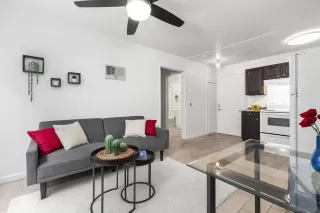 Photo #2: 240012688 Listing 