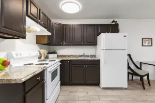 Photo #3: 240012688 Listing 