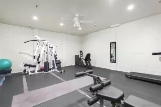 Photo #6: 240012688 Listing 