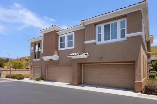 Photo #1: 240012719 Listing