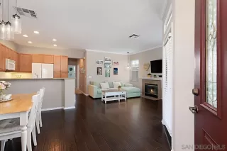 Photo #6: 240012719 Listing