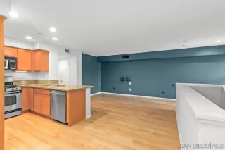 Photo #2: 240012732 Listing