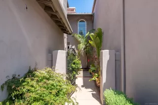 Photo #3: 240012749 Listing 