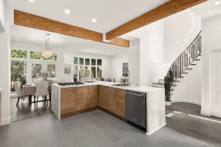 Photo #5: 240012749 Listing 