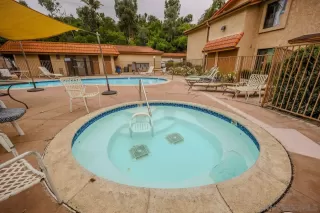 Photo #5: 240012754 Listing 