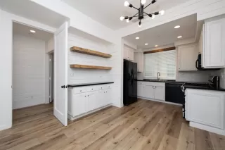 Photo #3: 240012764 Listing