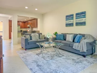 Photo #1: 240012797 Listing