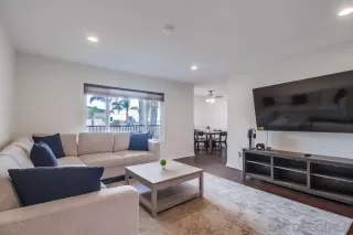 Photo #1: 240012858 Listing