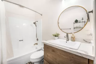 Photo #4: 240012877 Listing