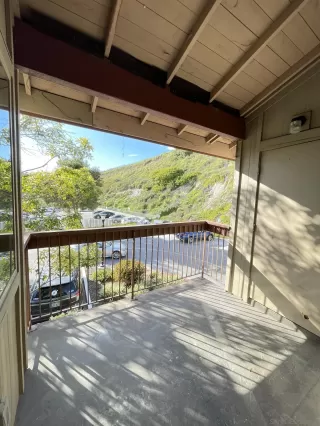 Photo #5: 240012899 Listing