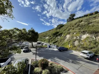 Photo #6: 240012899 Listing