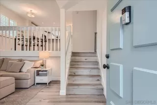 Photo #3: 240012933 Listing