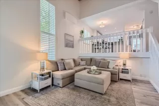 Photo #6: 240012933 Listing