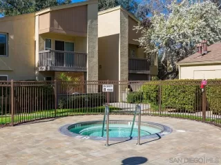 Photo #1: 240012985 Listing