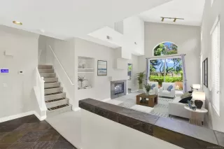 Photo #2: 240012998 Listing 