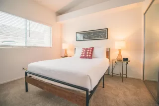 Photo #6: 240013000 Listing 