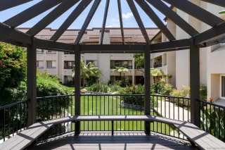 Photo #5: 240013034 Listing