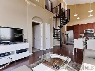 Photo #1: 240013040 Listing 