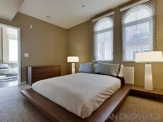 Photo #4: 240013040 Listing 