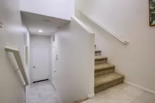 Photo #3: 240013111 Listing