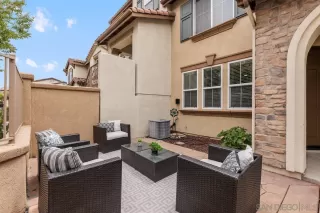 Photo #2: 240013139 Listing