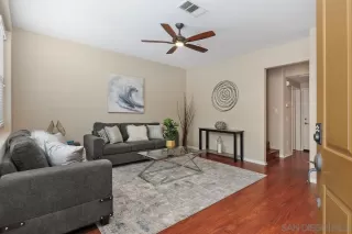 Photo #5: 240013139 Listing