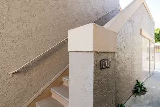 Photo #1: 240013162 Listing