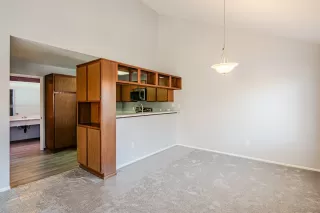 Photo #6: 240013162 Listing