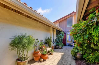 Photo #4: 240013177 Listing 