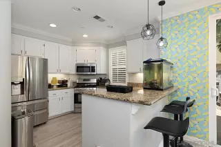 Photo #6: 240013188 Listing