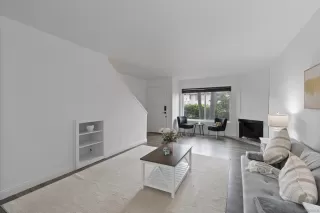 Photo #5: 240013208 Listing