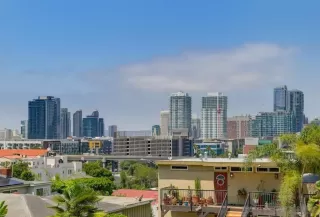 Photo #1: 240013216 Listing