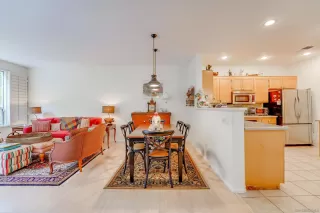 Photo #5: 240013224 Listing