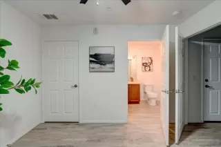 Photo #3: 240013249 Listing