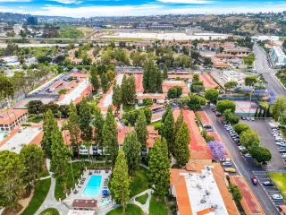 Photo #2: 240013298 Listing 