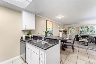 Photo #5: 240013298 Listing 