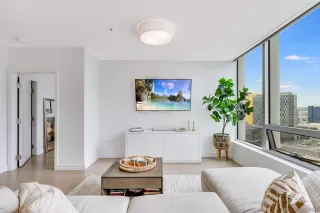 Photo #5: 240013303 Listing