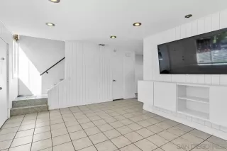 Photo #2: 240013316 Listing