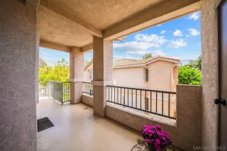 Photo #2: 240013323 Listing