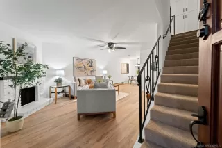 Photo #3: 240013361 Listing