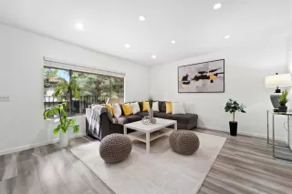 Photo #2: 240013386 Listing 